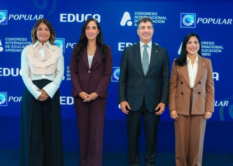 Lanzamiento del Congreso Internacional de Educación APRENDO 2026 en la Torre Popular, Santo Domingo