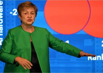 Kristalina Georgieva, directora gerente del FMI, habla en un foro económico internacional sobre inversión en inteligencia artificial