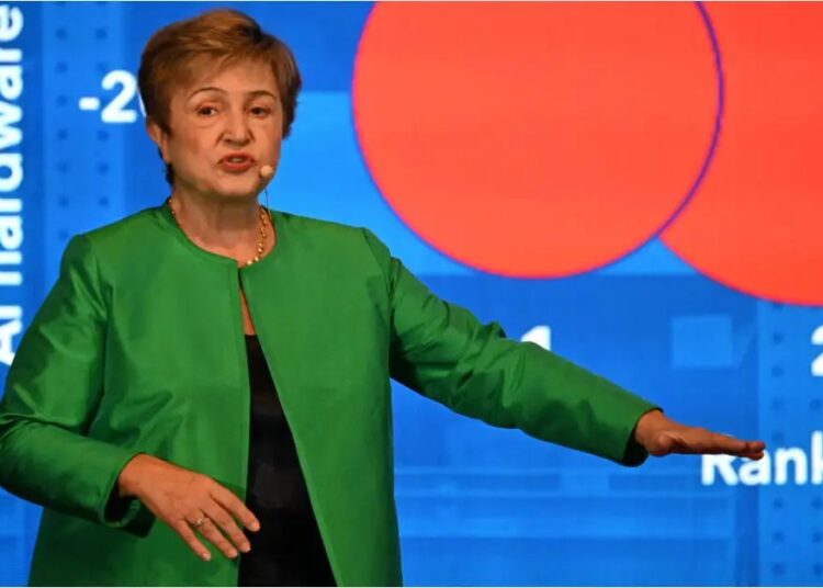 Kristalina Georgieva, directora gerente del FMI, habla en un foro económico internacional sobre inversión en inteligencia artificial