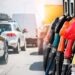 Surtidor de gasolina en una estación de combustible de República Dominicana