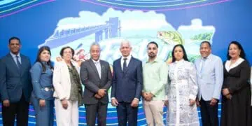 Lanzamiento de la cuarta edición de Festur Sánchez Ramírez 2026 con autoridades y empresarios en Cotuí