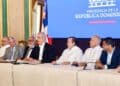 Presidente Luis Abinader presentando el plan de obras deportivas financiado con fondos recuperados de la corrupción en República Dominicana