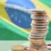 Sede del Banco Central de Brasil en Brasilia, con edificios financieros al fondo
