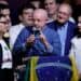 Pantalla electrónica del índice Ibovespa en la Bolsa de São Paulo mostrando una caída pronunciada tras la reelección de Lula