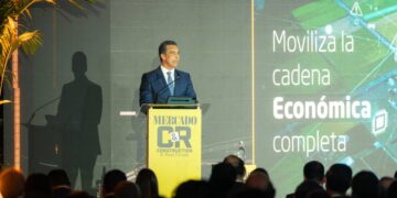 Francisco Ramírez, vicepresidente del Banco Popular, expone cifras de cartera hipotecaria en el Construction & Real Estate Summit SD