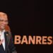 Leonardo Aguilera, presidente ejecutivo de Banreservas, durante encuentro con directores de medios en octubre de 2026