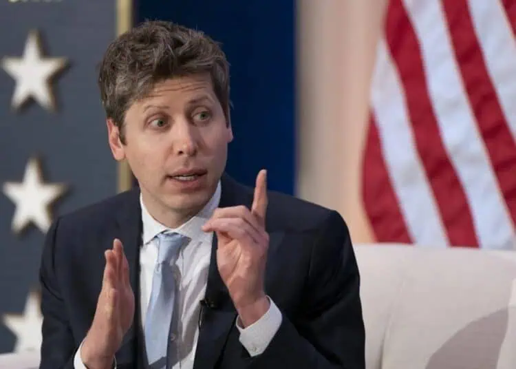 Sam Altman, CEO de OpenAI, durante una intervención pública sobre inteligencia artificial y regulación internacional