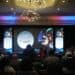 Emprendedores y jurado en el escenario del Startup World Cup 2026 en el Hotel Jaragua de Santo Domingo